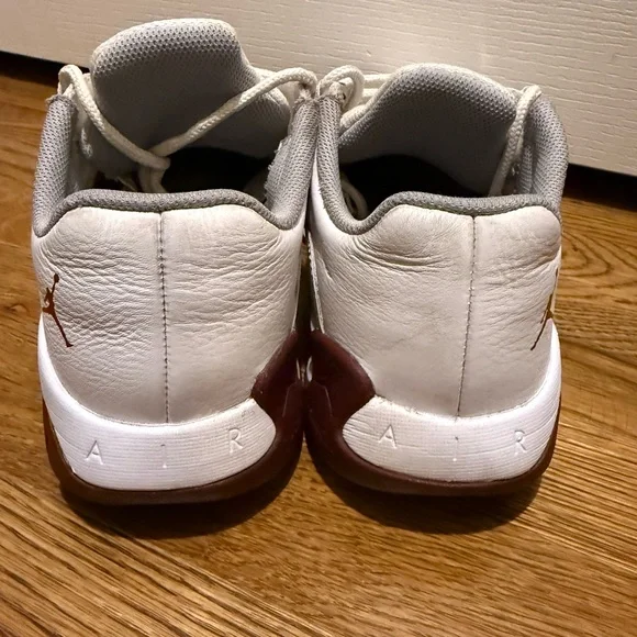 Nike Air Jordan 11 CMFT Low Mens Sz 10 - Picture 2 of 13